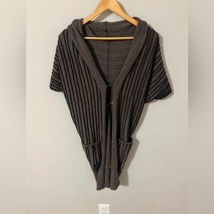 Alice + Olivia Y2K Clasp Front Shrug Merino Wool Stripe Sweater Small